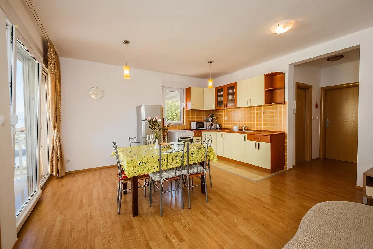 Apartments Nada Trogir