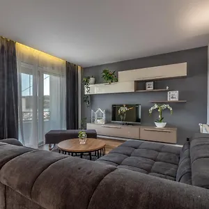 Apartament Tragos, Trogir