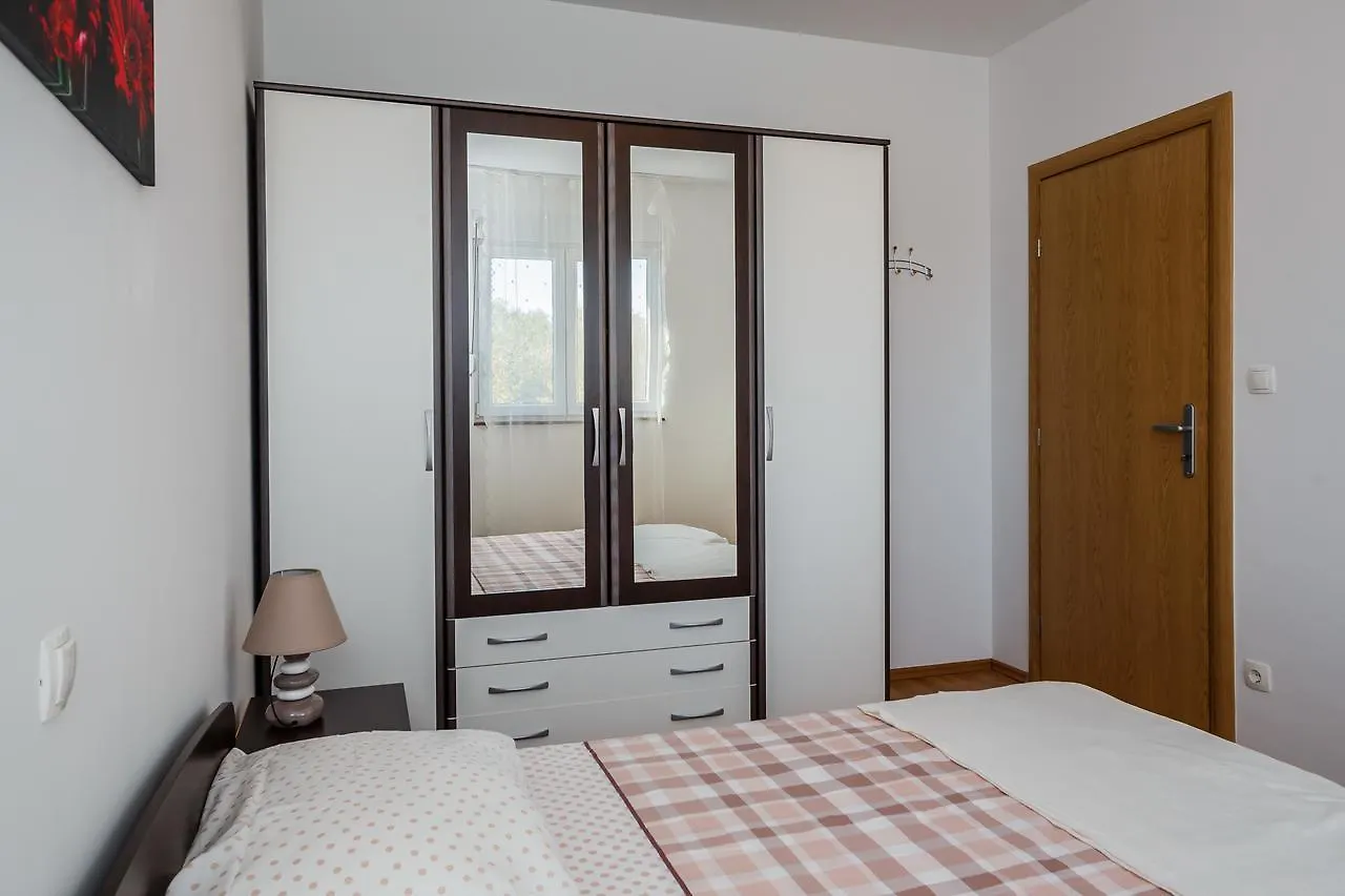 Apartments Nada Trogir