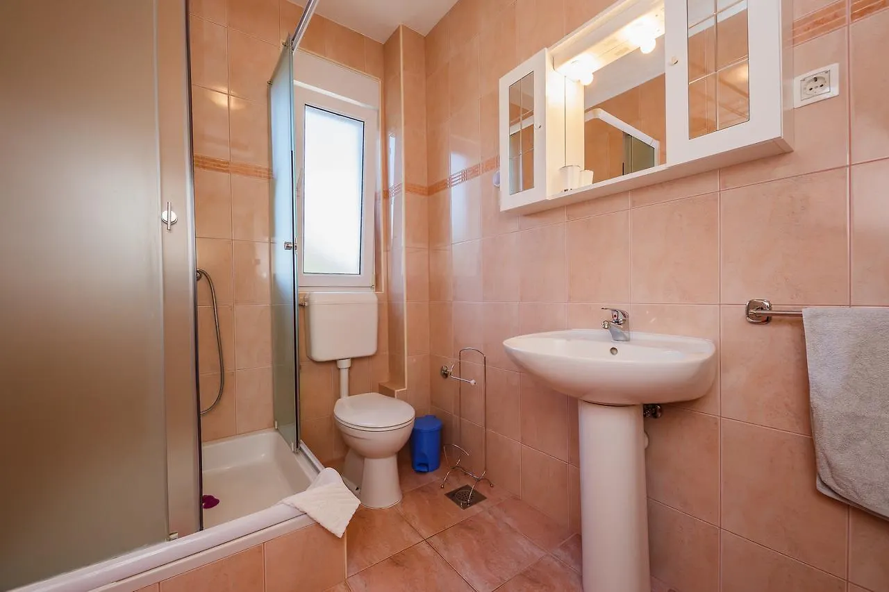 Apartments Nada Trogir