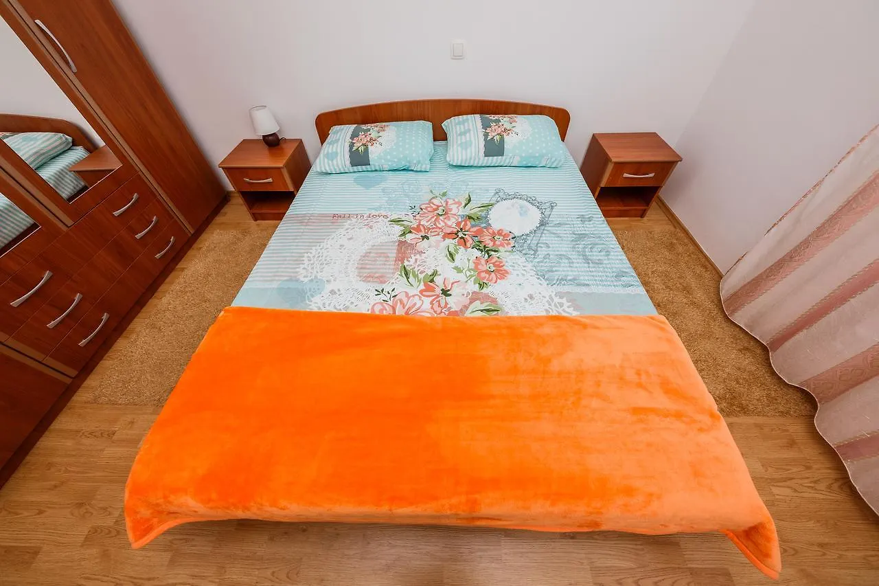 Apartments Nada Trogir